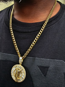 10k 6mm Gold Plated Cuban Link Chain and Pendant