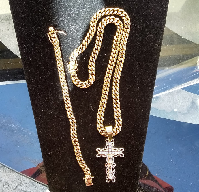 New Arrival 14k Gold Plated 8mm Cuban Link Chain And Bracelet Set With A Nice Piece